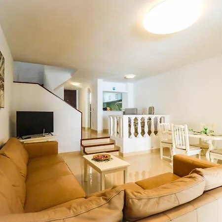 Rentaliday Garden Villa *