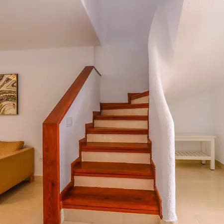 Rentaliday Garden 플라야데라스아메리카스