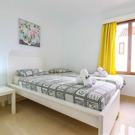 Rentaliday Garden * 플라야데라스아메리카스