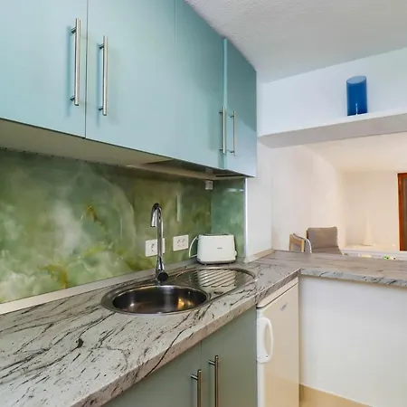 Rentaliday Garden 플라야데라스아메리카스